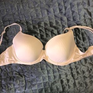 PINK lightly lined bra